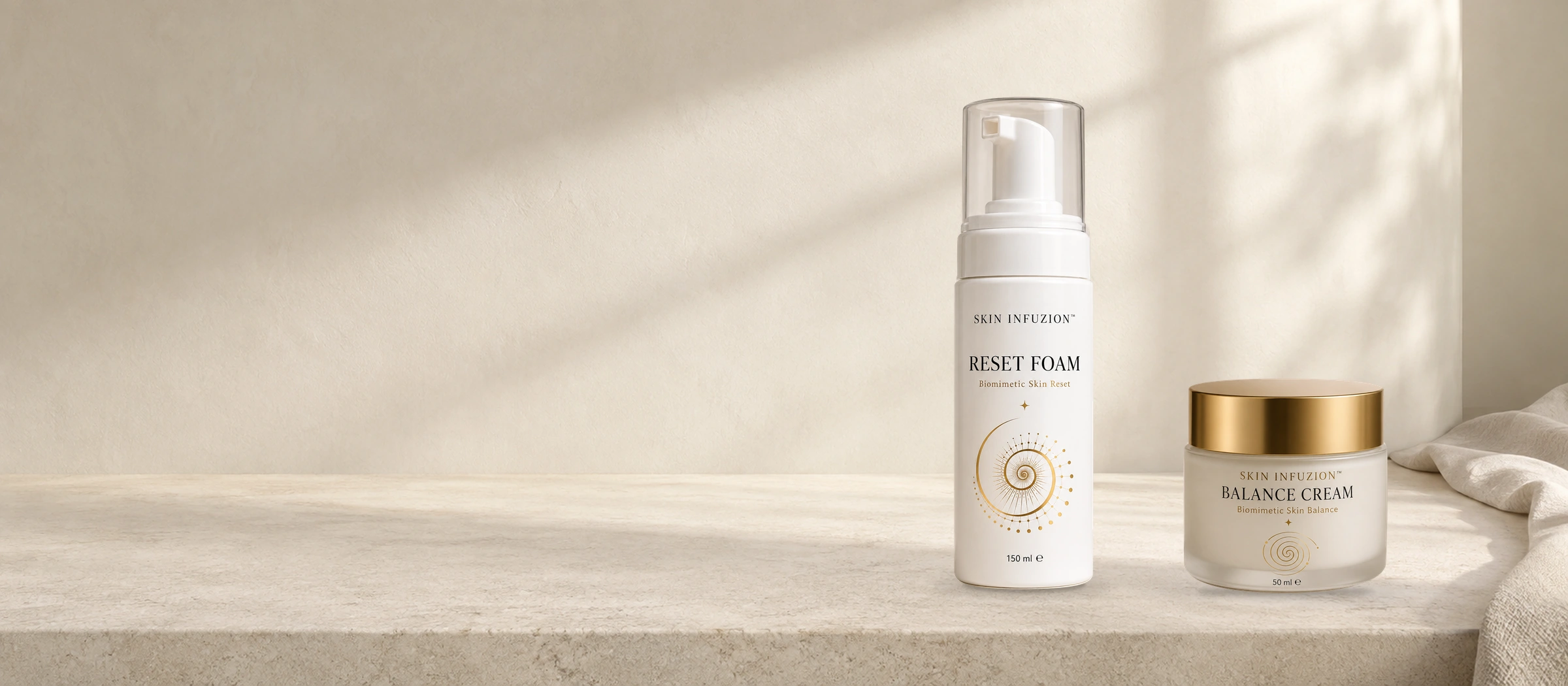 RESET FOAM i BALANCE CREAM na jasnym kamieniu.